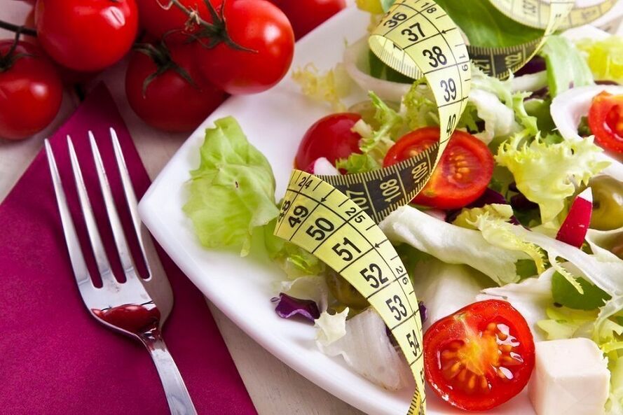 kan grubuna göre kilo vermek için sebze salatası