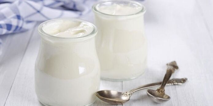 kilo kaybı için doğal yoğurt
