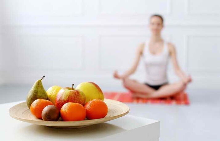 Etkili kilo kaybı için yoga ve beslenme